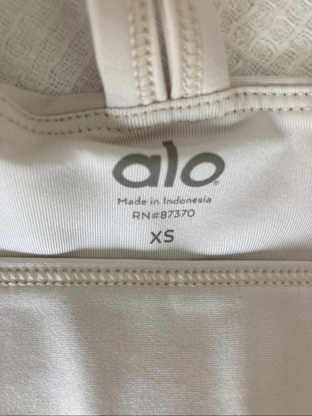 Alo Yoga Airlift Mesh Allure Bra
